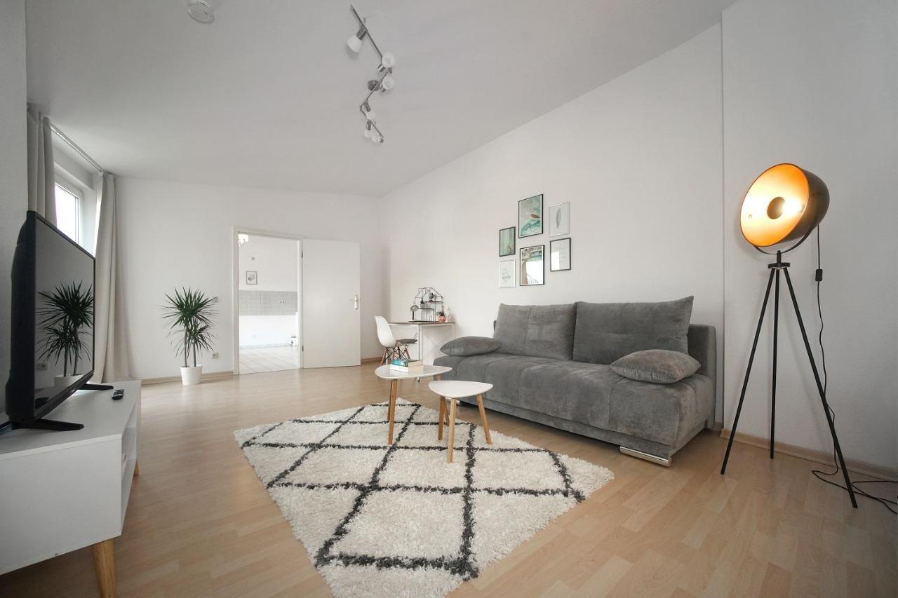 Ferienwohnung MAC FLATS Magdeburg- TOP Lage, modern, Nähe HBF, NETFLIX, WIFI Exterior foto